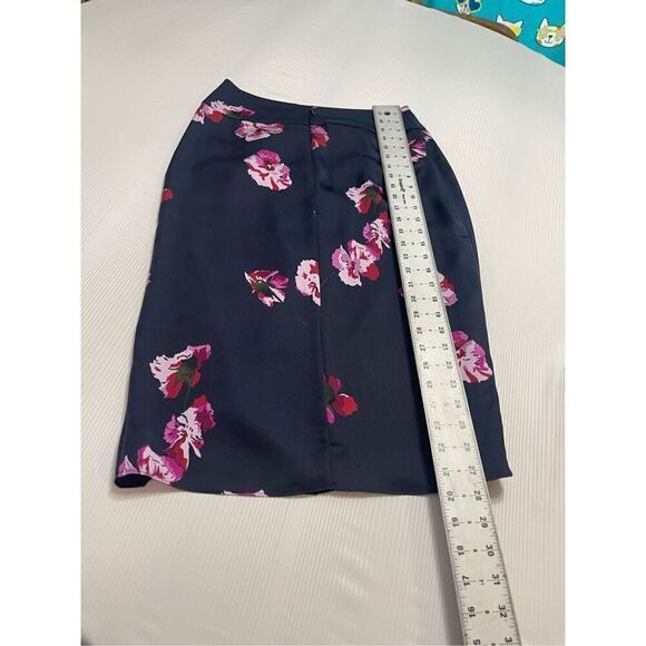 JOIE Alphina Front Drape Floral Print Knee Length Skirt Size 2 - Picture 10 of 10